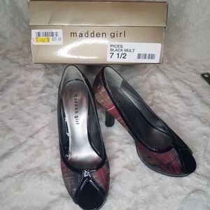 Madden Girl by Steve Madden Peep Toe Heels